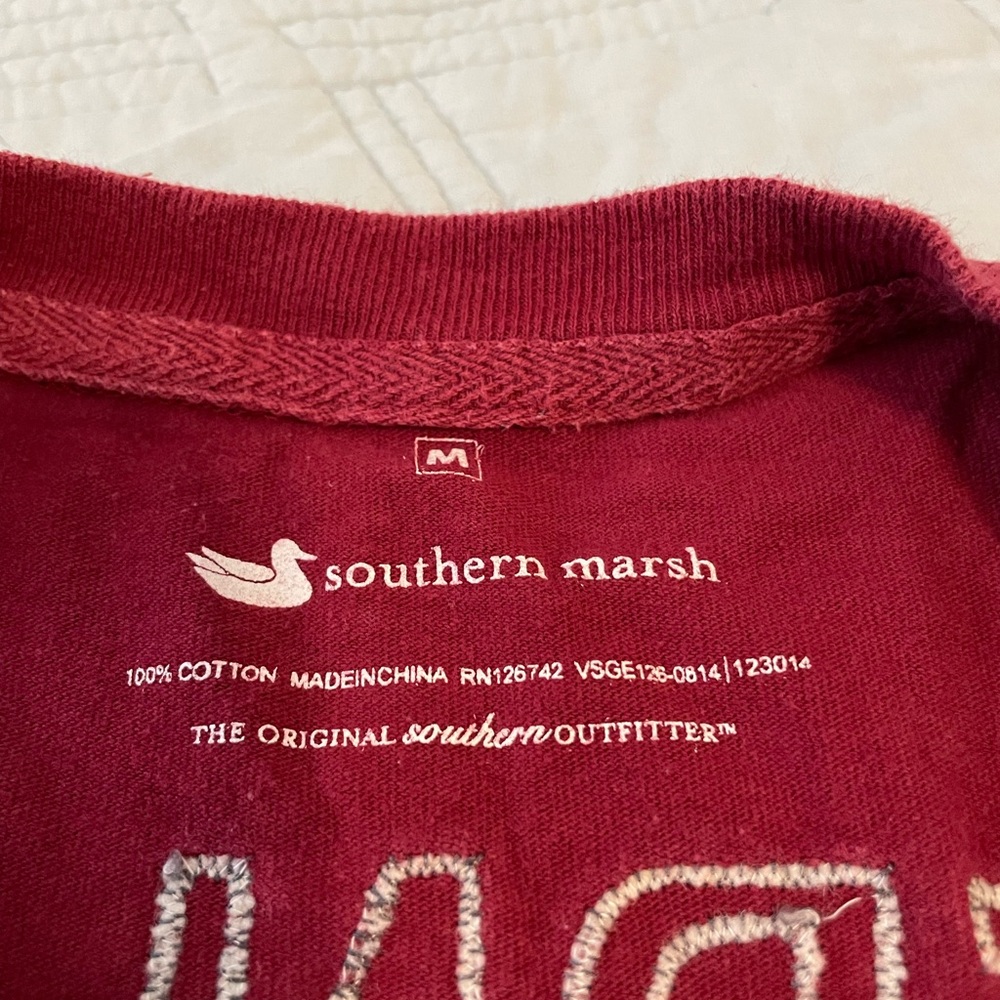 Southern Marsh Men's Deep Red Long Sleeve Tee with duck pocket - Picture 4 of 4